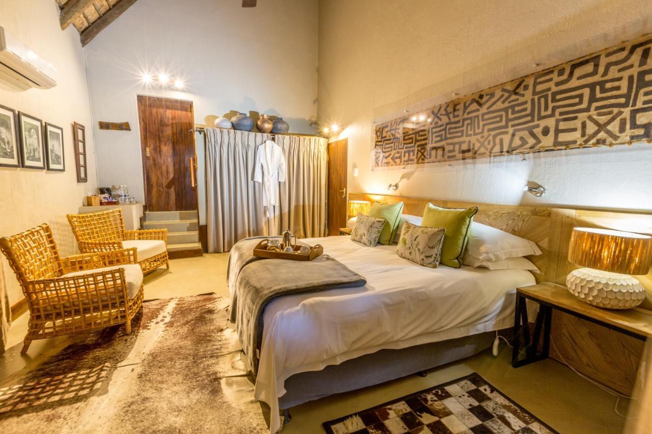 Elephant Rock Private Safari Lodge Лейдисмит Екстериор снимка